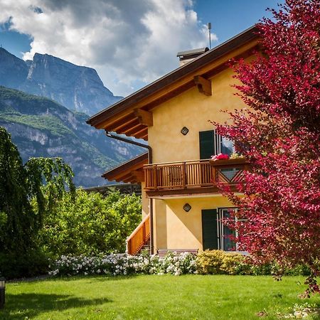 Agritur Val D'Adige Bed & Breakfast เตรนโต ภายนอก รูปภาพ