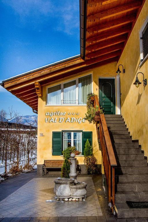 Agritur Val D'Adige Bed & Breakfast เตรนโต ภายนอก รูปภาพ